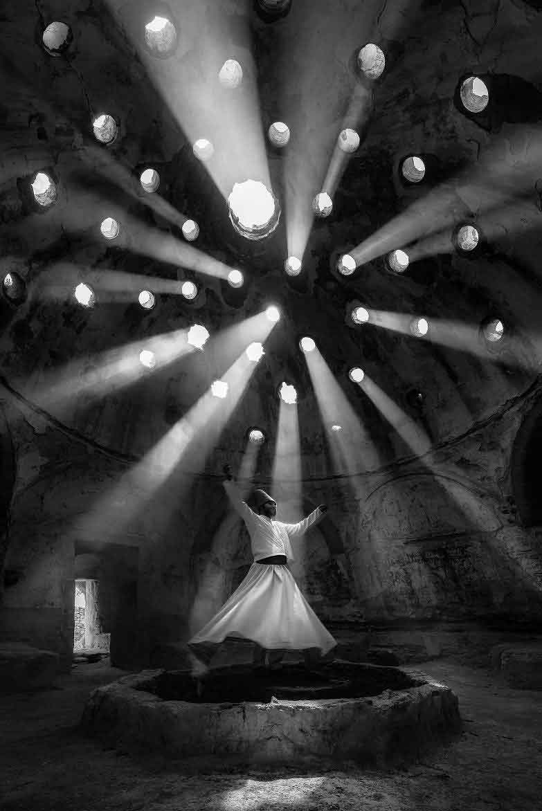 Workship. Gente (1º premio). © F. Dilek Uyar