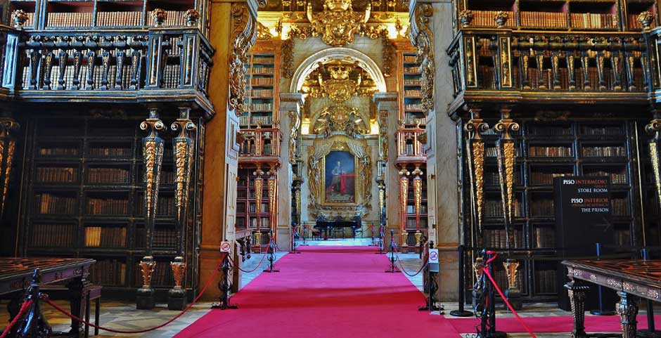 Biblioteca Joanina de la Universidad de Coimbra (Portugal)