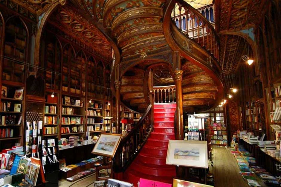 Librería Lello e Irmao (Rua das Carmelitas, 144, Oporto)