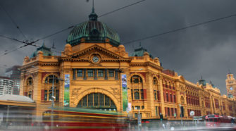 Nos damos una vuelta por el barrio de Melbourne donde se editan las mejores guías de viaje del mundo, las guías Lonely Planet. ¿Te vienes? | tu Gran Viaje