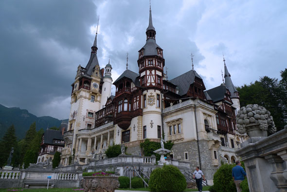 Fachada del palacio Peles de Sinaia en Transilvania, Rumanía. Foto de Ángel Ingelmo (c)