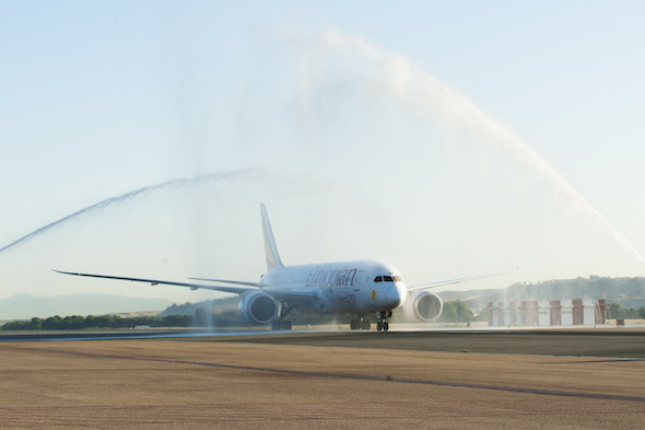 El Aeropuerto Adolfo Suárez Madrid-Barajas estrena ruta a Addis Abeba de la mano de Ethiopian Airlines, que inicia hoy operaciones en España