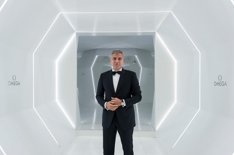 George Clooney con el OMEGA que fue el primer reloj en ser llevado en la Luna
