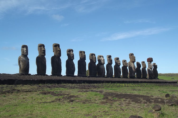 Isla de Pascua - Rapa Nui. TGV LAB Agencia de Marca y Contenido