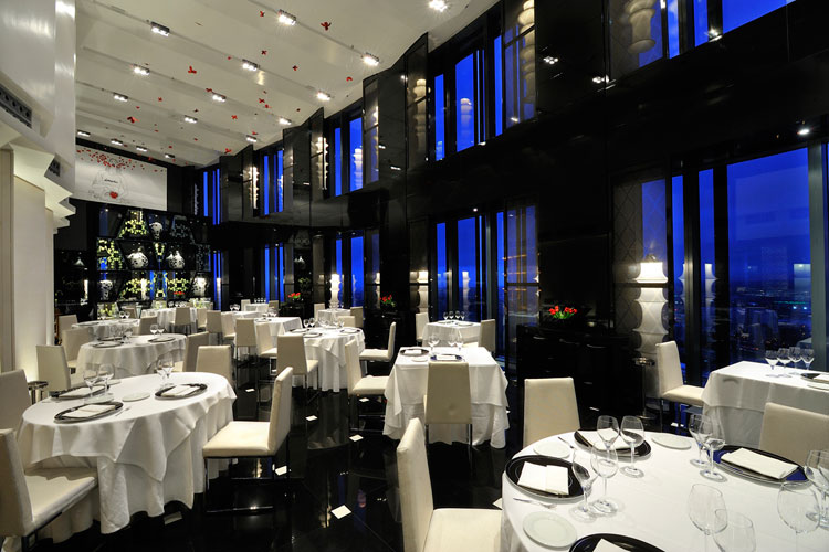 Restaurante Volvoreta. Nochevieja en el Eurostars Madrid Tower. Tu Gran Viaje