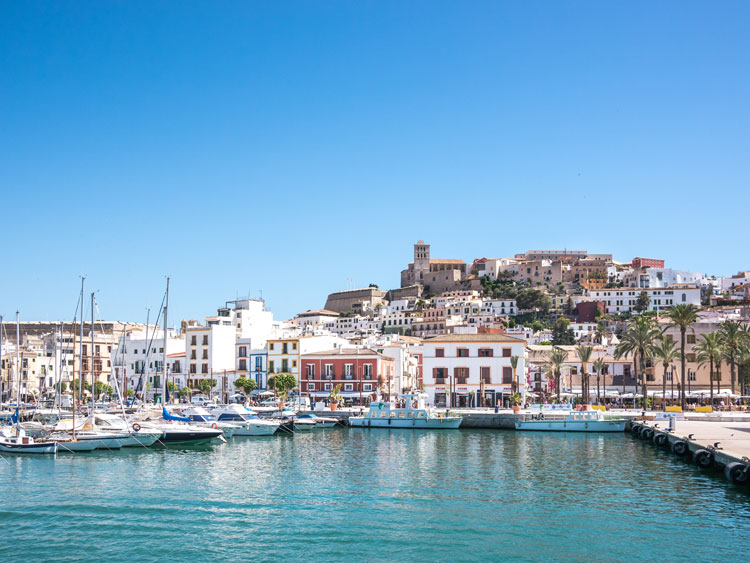 Maó. © Shutterstock. Menorca en Septiembre. Tu Gran Viaje
