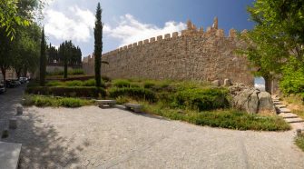 Jardín de Moshé de León - Visitar la judería de Ávila - Descubre Sefarad - TGV Lab by Tu Gran Viaje