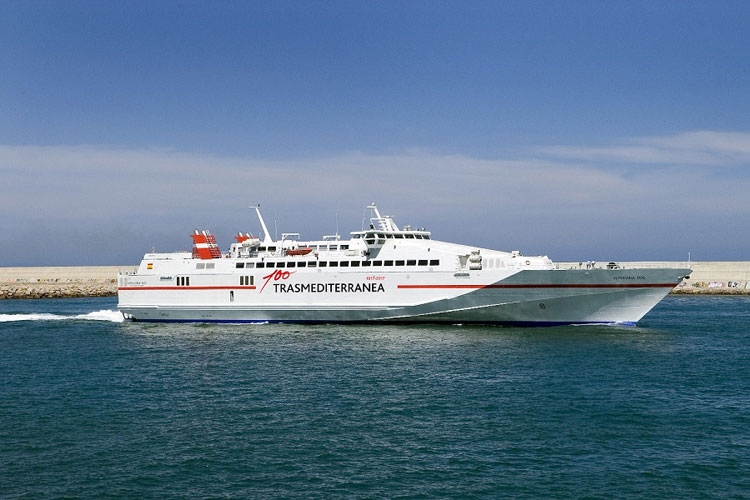 A partir del 8 de junio el ferry de alta velocidad Almudaina Dos de TRASMEDITERRANEA unirá diariamente Gandia, Sant Antoni y Palma | Tu Gran Viaje