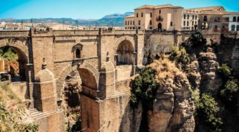 Postal para viajar a Ronda, uno de los pueblos más bonitos de Andalucía (¡y del mundo!) | Tu Gran Viaje