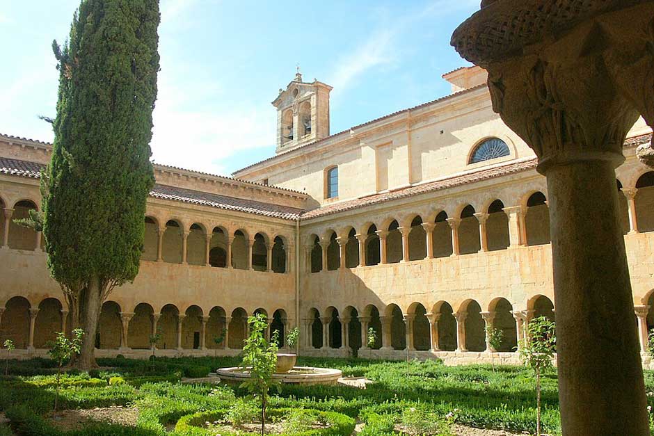 Visitar el monasterio de Santo Domingo de Silos en Brugos | Tu Gran Viaje