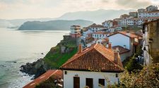 Postal desde Lastres, uno de los pueblos más bonitos de Asturias. Foto CC 2.0 by Rodrigo Suárez
