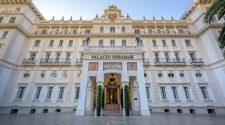 El sábado 6 de marzo, Málaga se viste de gala para acoger, en el Gran Hotel Miramar, la entrega de los Premios Goya 2021. | Tu Gran Viaje
