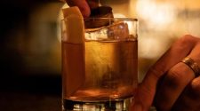 Old Fashioned, el cóctel más antiguo del mundo, se sirve en La Whiskería de Barcelona | Tu Gran Viaje