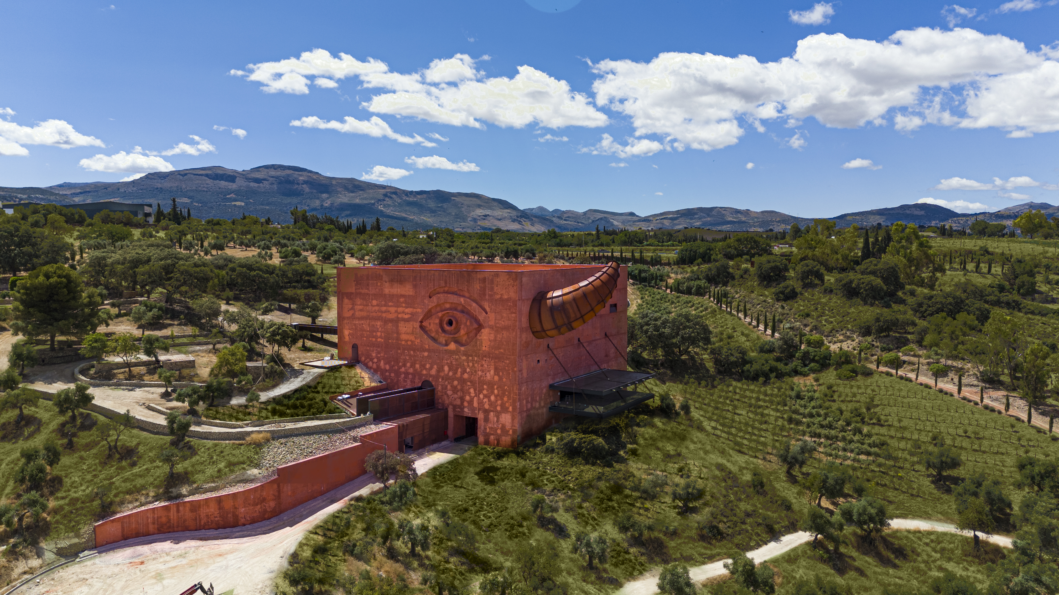 La Almazara de Philippe Starck en Ronda, uno de los destinos ...